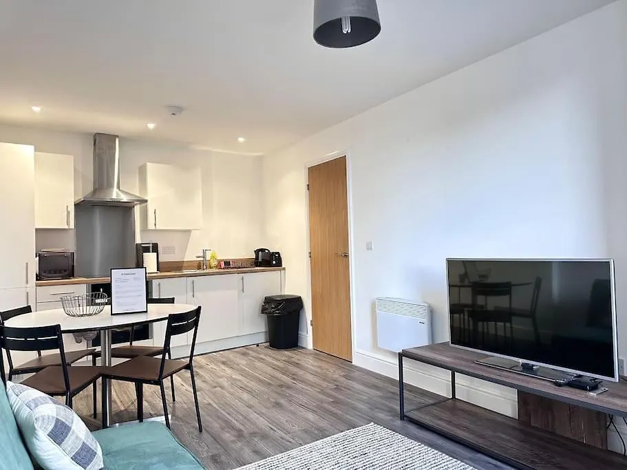 Queens House City Centre Apartments شيفيلد